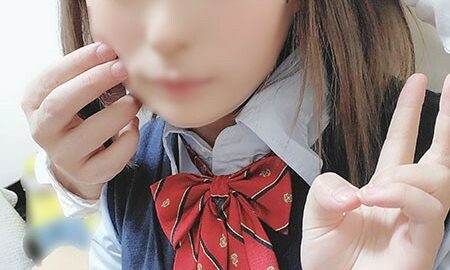FC2-PPV-1766537 【否】♯18岁朋友的妹妹。把它带到房间里，让它看起来像J○，然后做一个原始蚀刻。