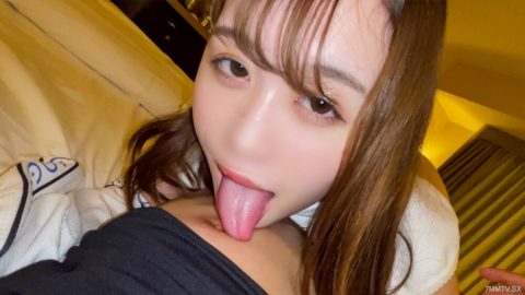 FC2-PPV-3187814 [周末限时特卖] Yo-Kya 在男友面前炫耀她打算穿的超级激进的万圣节服装。露出 90% 皮肤的超色情 Kyonshi 手办不可避免地会火起来的恶作剧