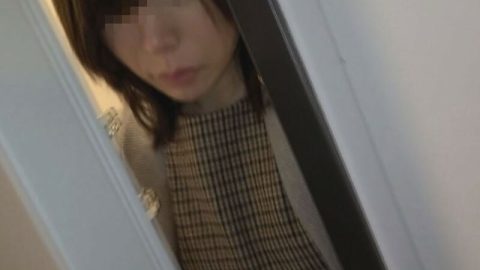 FC2-PPV-3191211 【个人】在侵犯渣男欧坎光滑肌肤的时候，古斯带走了妹妹。 . .